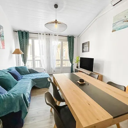 Maison Charmante Clim Et Balcon En Centre Marseillan (Herault)
